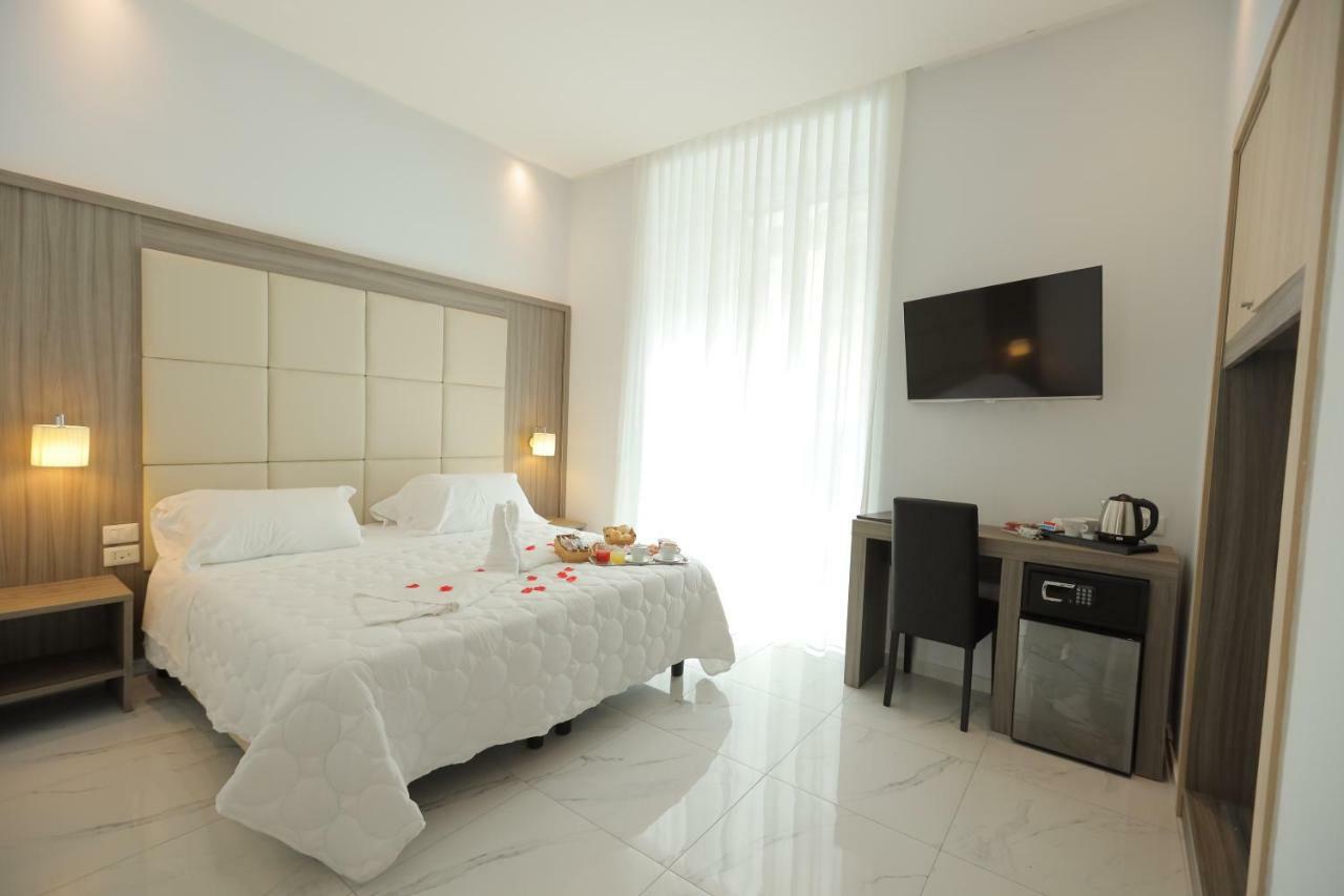 Garibaldi Suite Nápoles Exterior foto